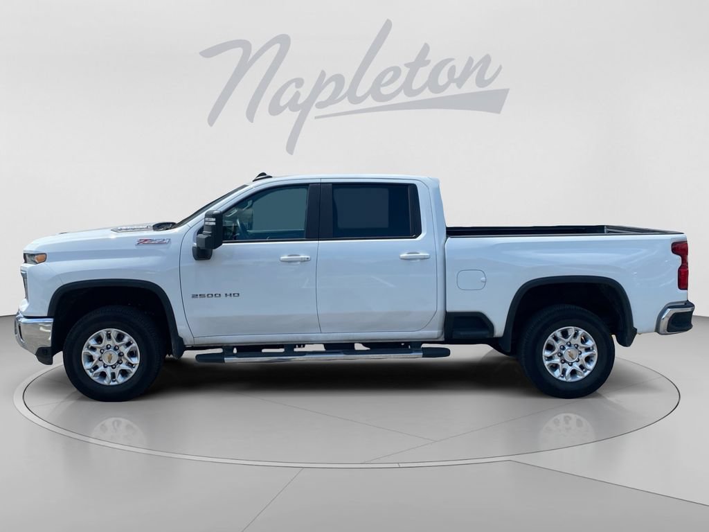 Used 2026 Chevrolet Silverado 2500 LT AWD/4WD image 2