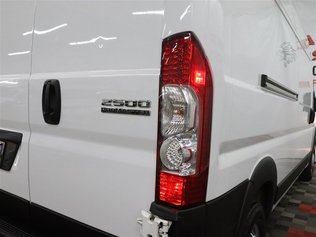 Used 2025 RAM ProMaster 2500 w/ Convenience Group FWD image 39