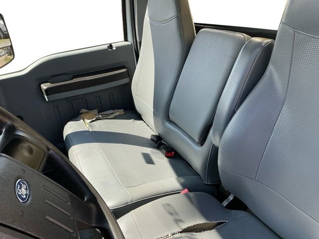 Used 2016 Ford F750 2WD Regular Cab Super Duty image 16