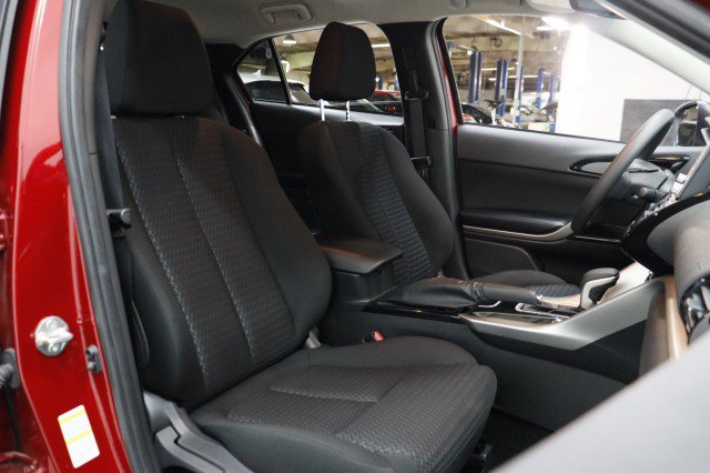 Used 2024 Mitsubishi Eclipse Cross LE AWD/4WD image 21