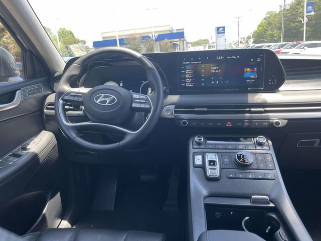 Used 2023 Hyundai Palisade Limited AWD/4WD image 13