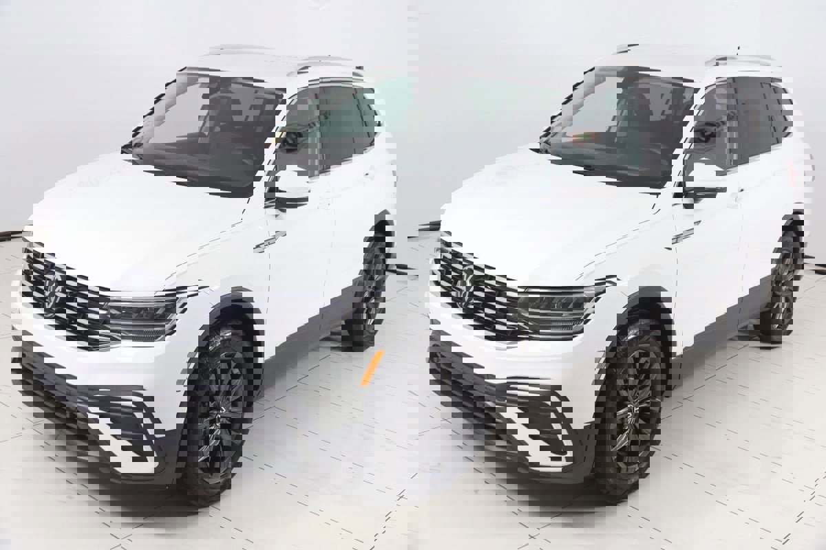 Used 2024 Volkswagen Tiguan SE image 22