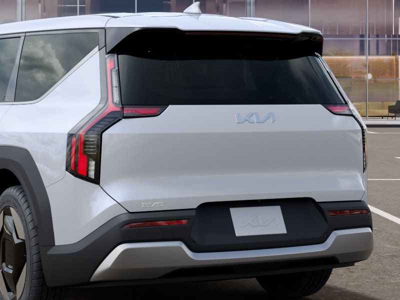 New 2026 Kia EV9 Light RWD image 13
