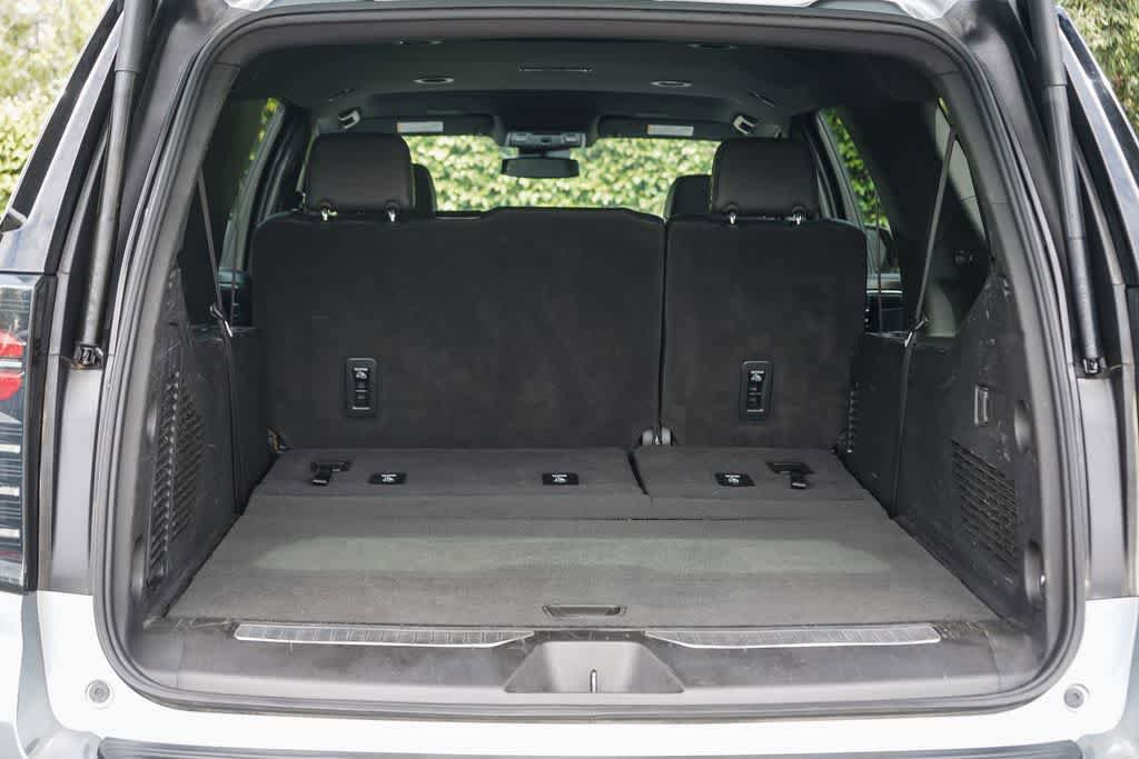 Used 2025 Chevrolet Suburban Z71 AWD/4WD image 25