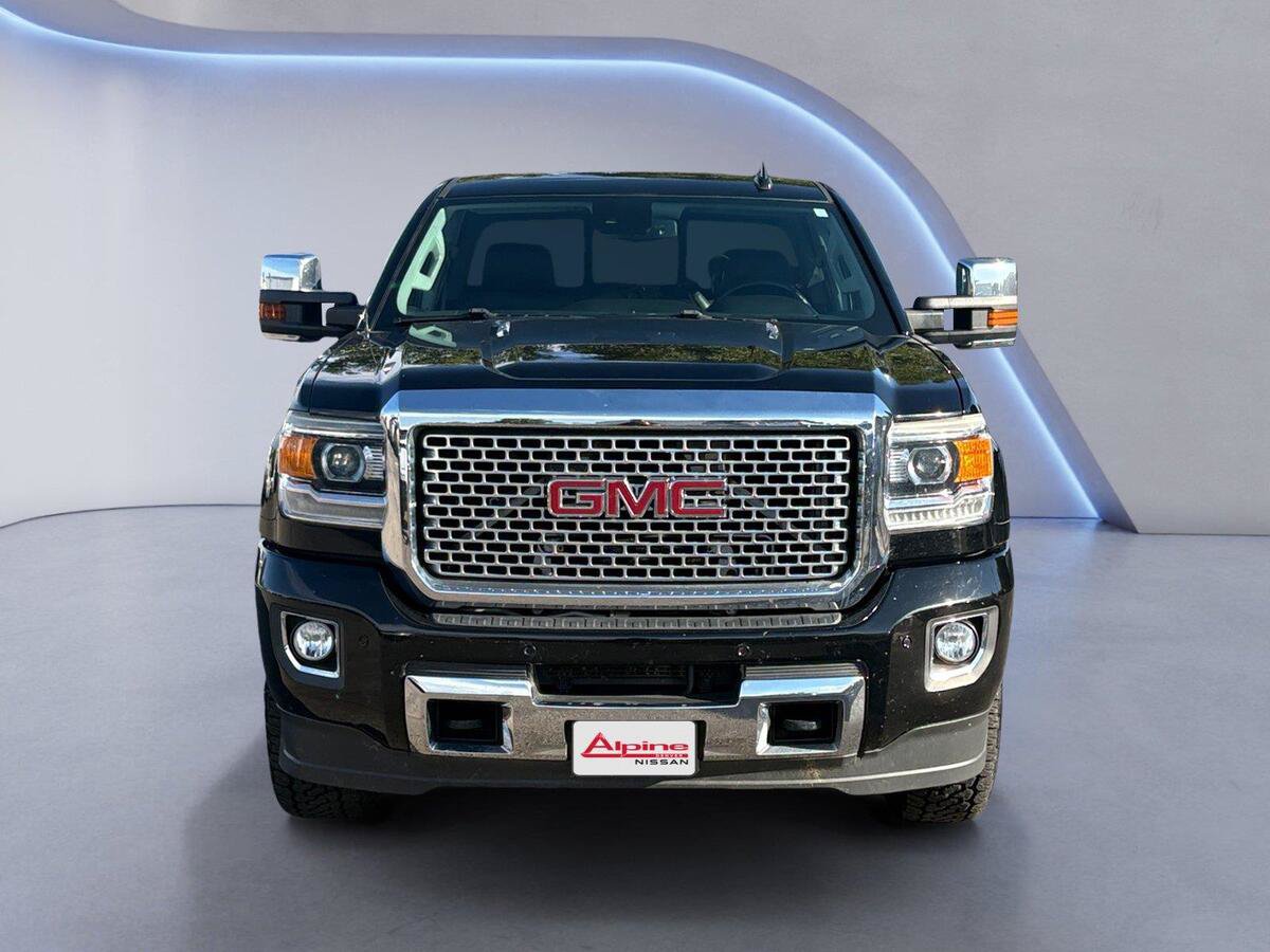 Used 2015 GMC Sierra 3500 Denali w/ Duramax Plus Package AWD/4WD image 8