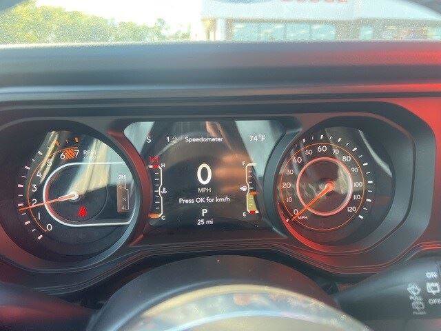 New 2025 Jeep Wrangler Sahara image 7