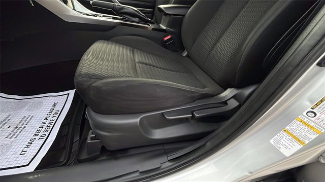 Used 2019 Mitsubishi Eclipse Cross ES image 16