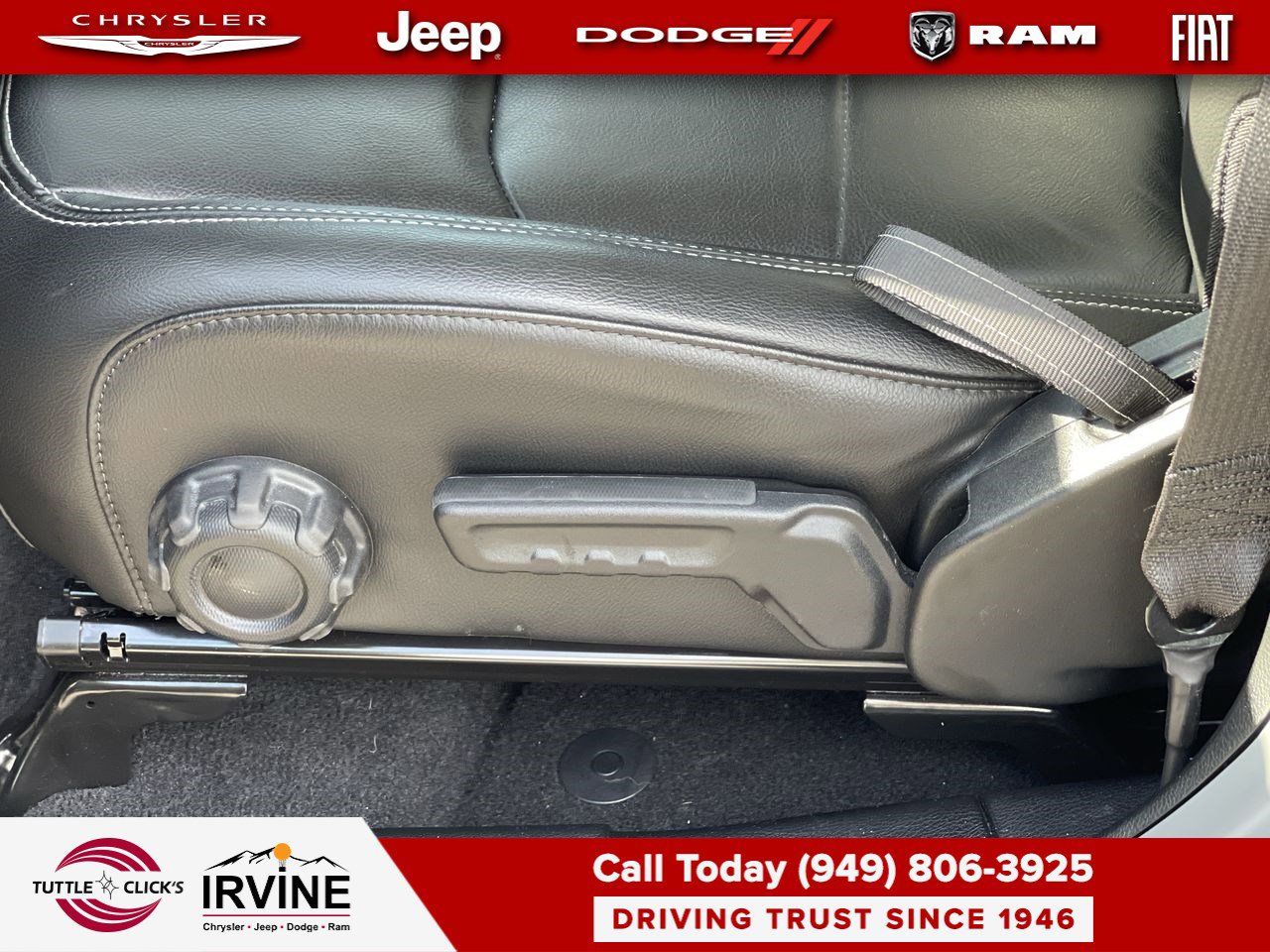 Used 2023 Jeep Wrangler Sahara image 22