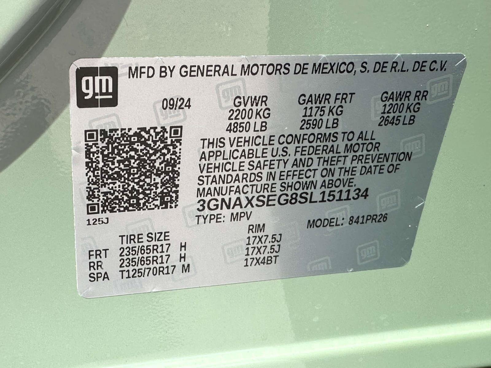 Used 2025 Chevrolet Equinox ACTIV w/ Safety and Technology Package AWD/4WD image 29