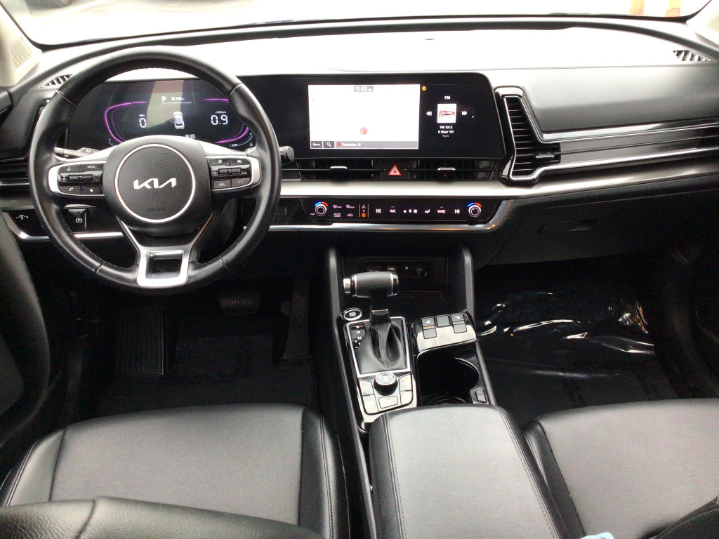 Used 2024 Kia Sportage EX image 14