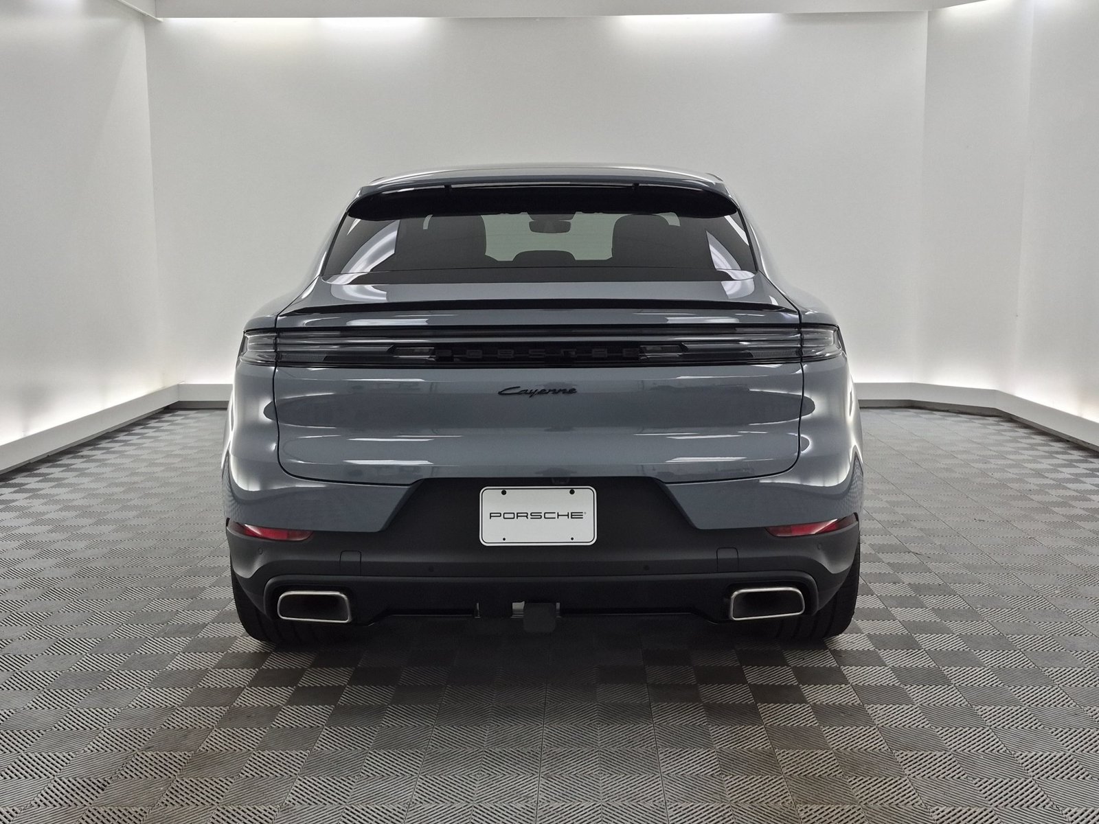 New 2026 Porsche Cayenne Coupe AWD/4WD image 9
