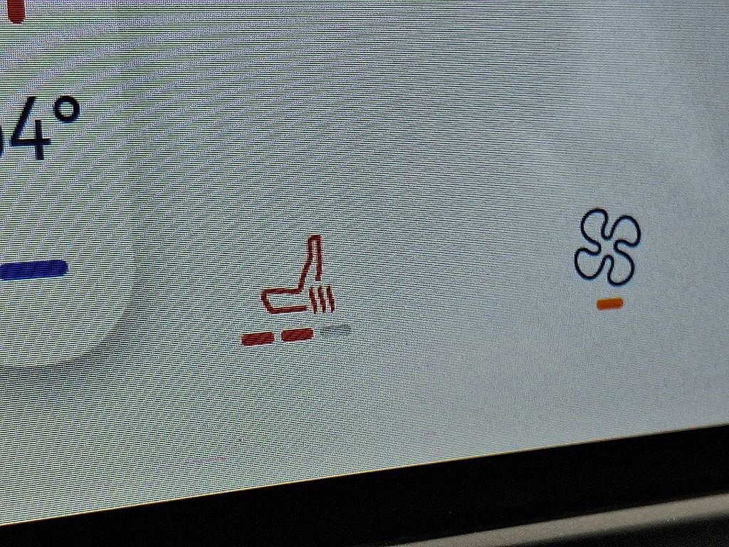 Certified 2022 Ford Edge SEL w/ Convenience Package image 23