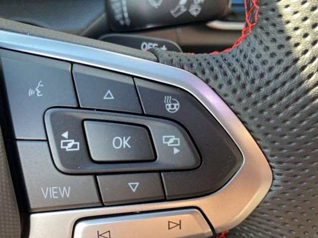 New 2025 Volkswagen GTI SE image 4