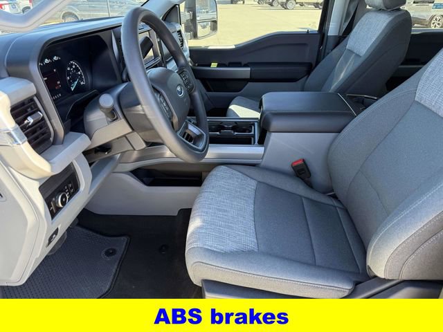 New 2026 Ford F250 XLT w/ FX4 Off-Road Package image 23
