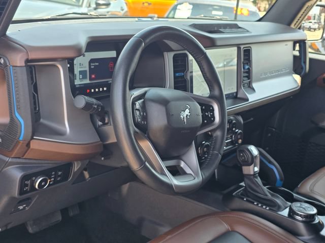 Used 2023 Ford Bronco Outer Banks AWD/4WD image 7