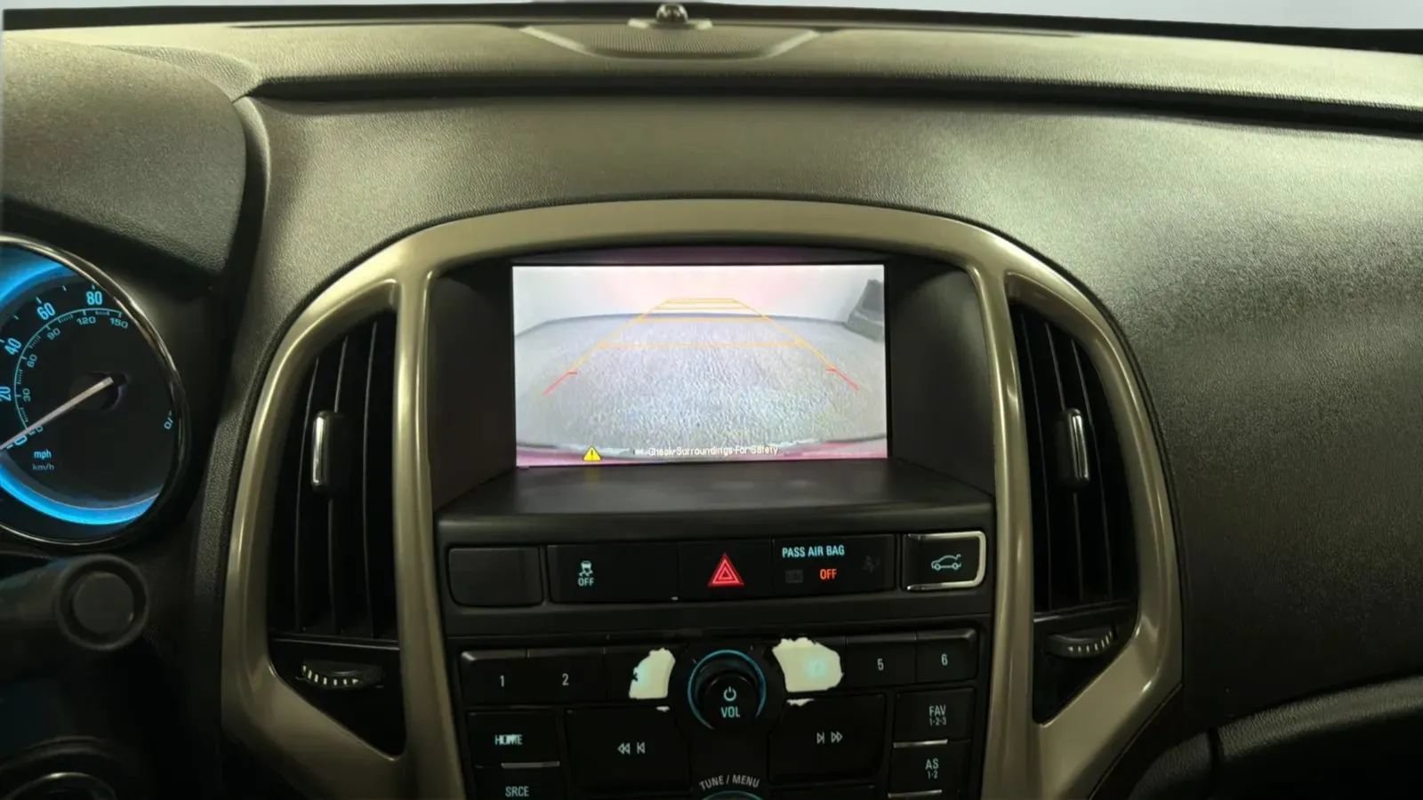 Used 2017 Buick Verano Leather FWD image 12