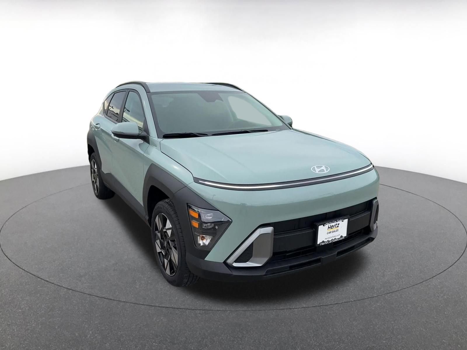 Used 2025 Hyundai Kona SEL image 3
