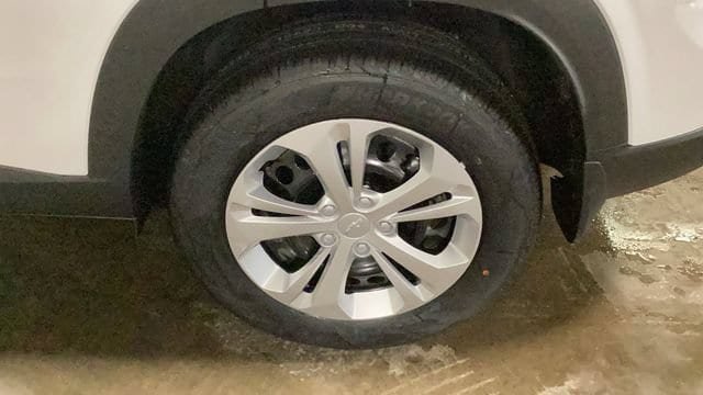 New 2026 Chevrolet Trax LS w/ Driver Confidence Package FWD image 7