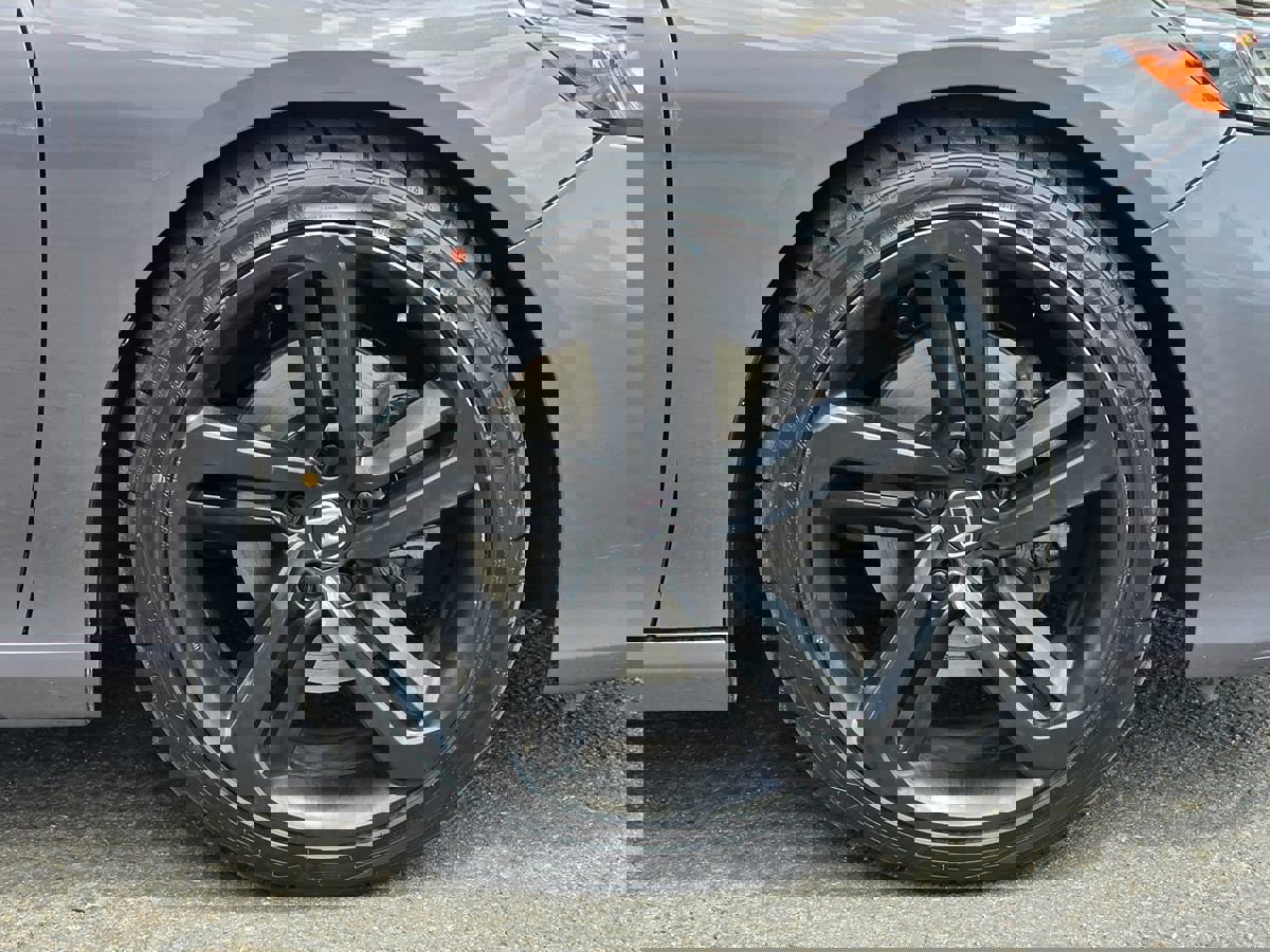 Used 2019 Honda Accord Sport image 8
