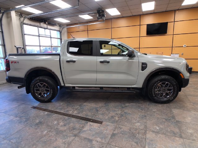 Used 2024 Ford Ranger XLT w/ Technology Package AWD/4WD image 8