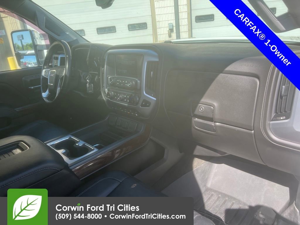 Used 2017 GMC Sierra 2500 SLT w/ Suspension Package, Off-Road AWD/4WD image 5