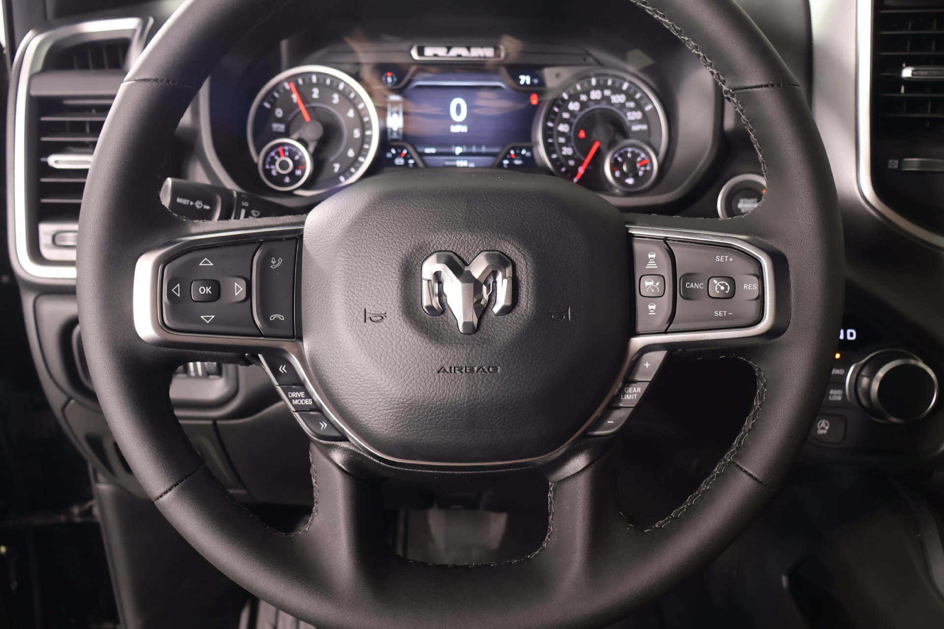 New 2026 RAM 1500 Lone Star AWD/4WD image 3