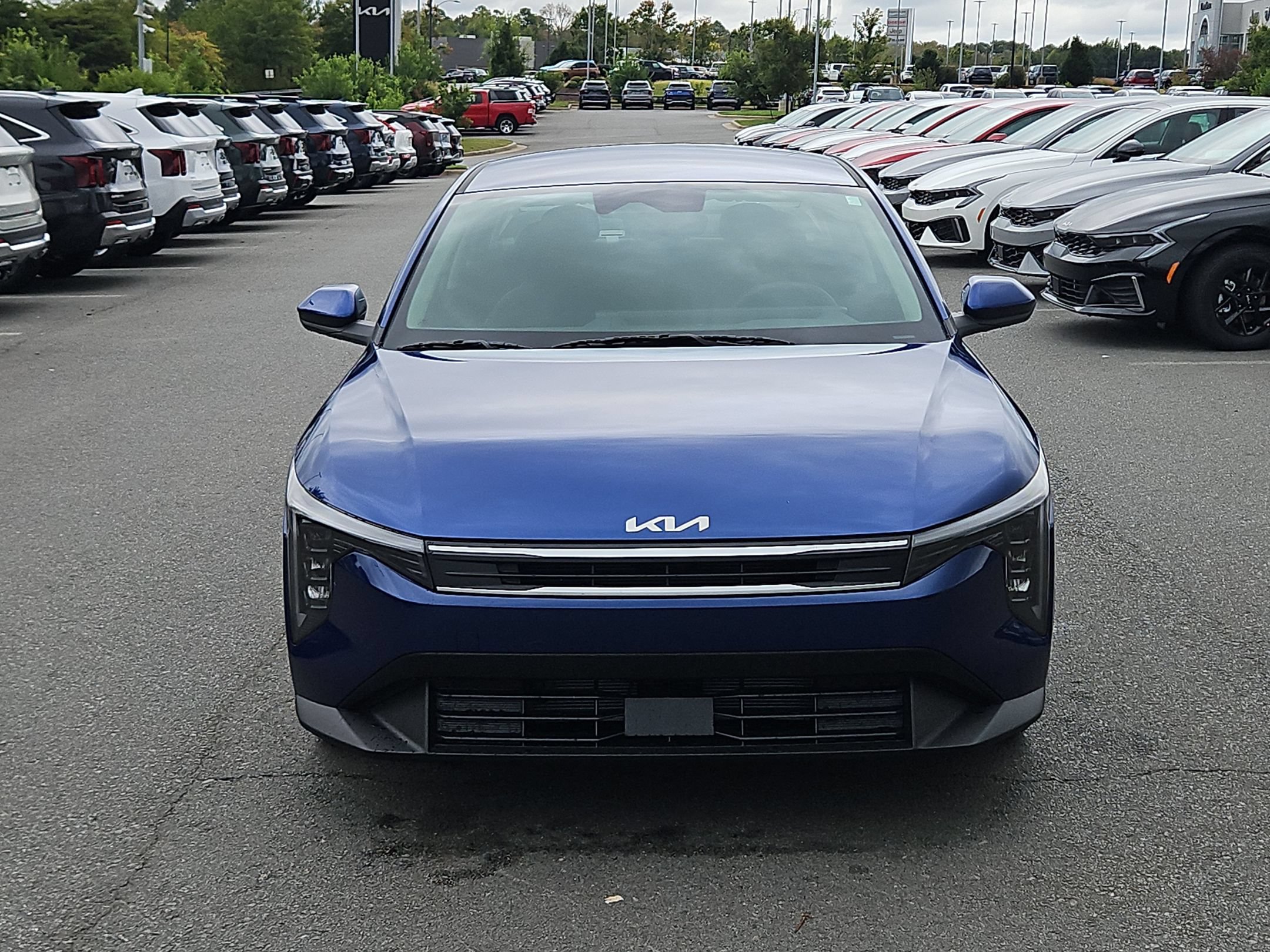 New 2026 Kia K4 FWD image 2