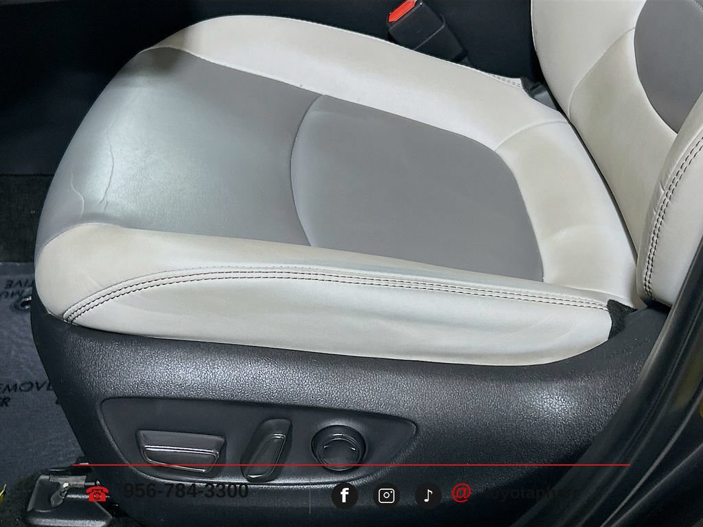 Used 2024 Toyota RAV4 XLE Premium FWD image 17