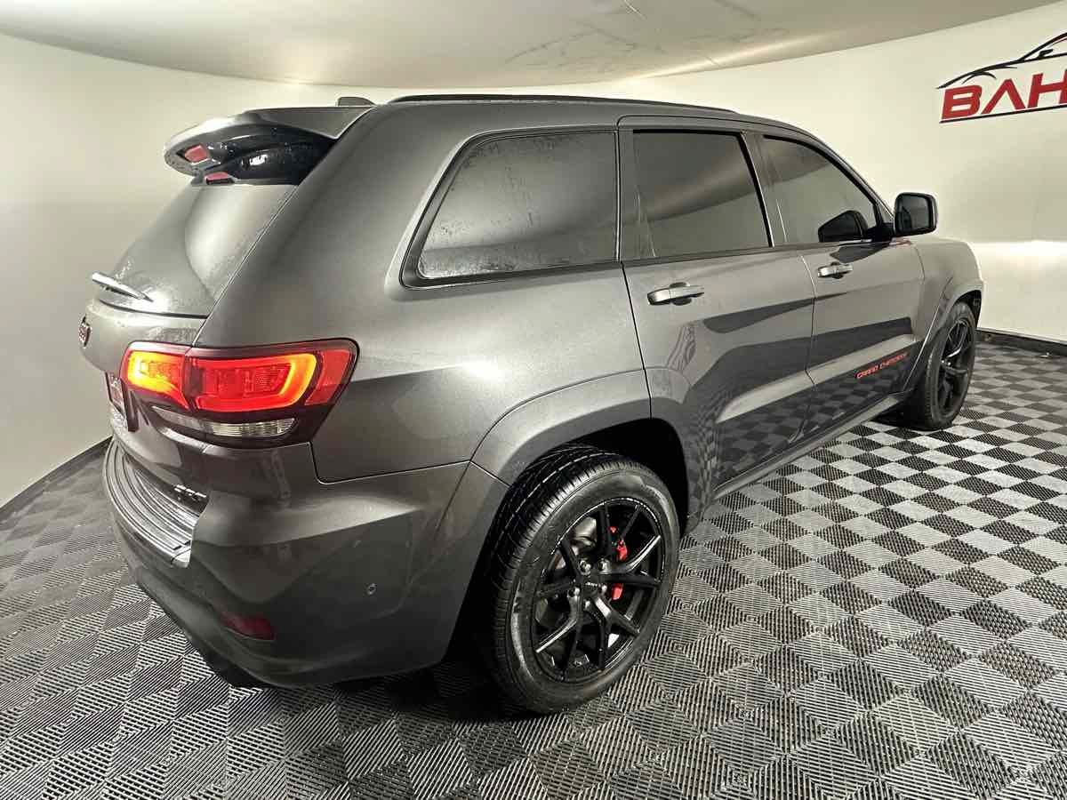 Used 2018 Jeep Grand Cherokee SRT AWD/4WD image 8