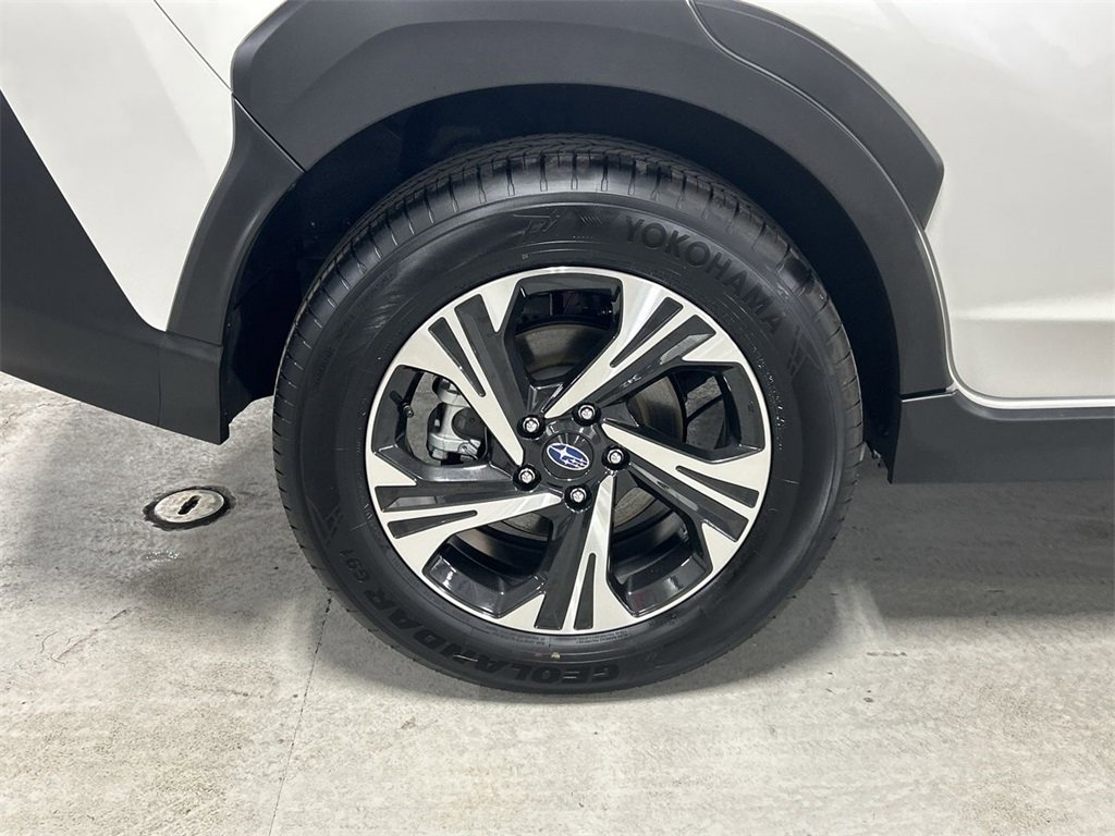 Certified 2025 Subaru Crosstrek 2.0i Premium image 12