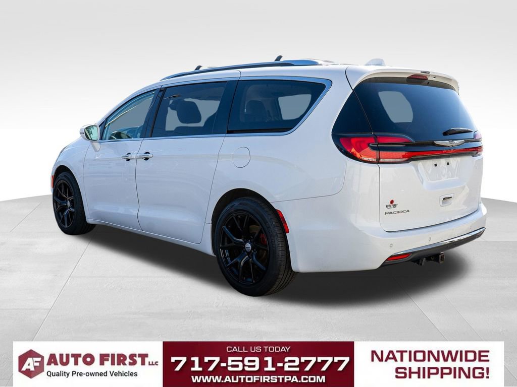 Used 2021 Chrysler Pacifica Touring-L FWD image 5