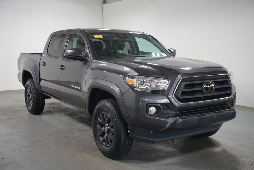 Certified 2023 Toyota Tacoma SR5 w/ SR5 Appearance Package RWD image 3