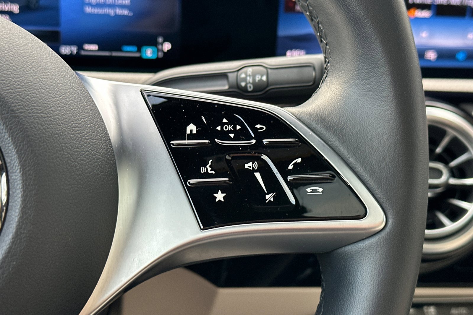 Certified 2025 Mercedes-Benz CLA 250 image 27