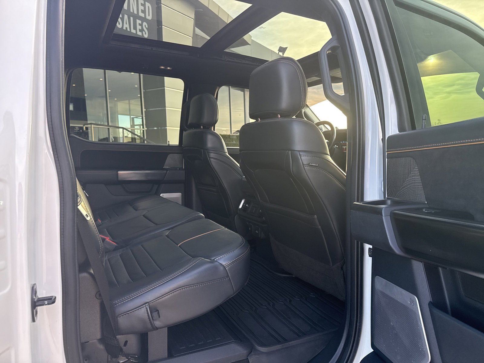 Used 2022 Ford F150 Platinum w/ Equipment Group 701A High image 29