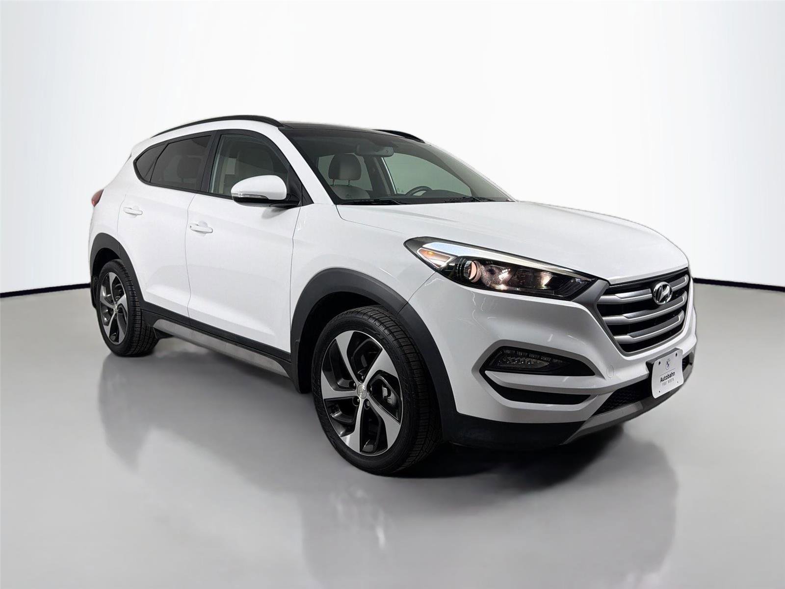 Used 2018 Hyundai Tucson Value FWD image 3