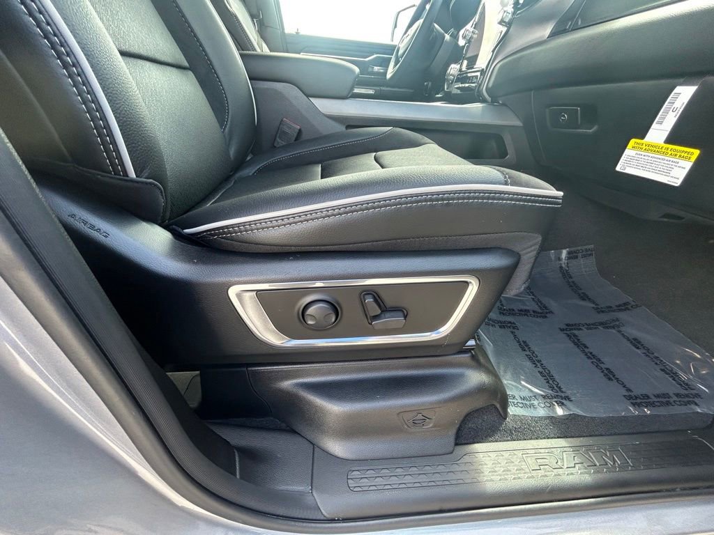 Used 2025 RAM 1500 Laramie image 72