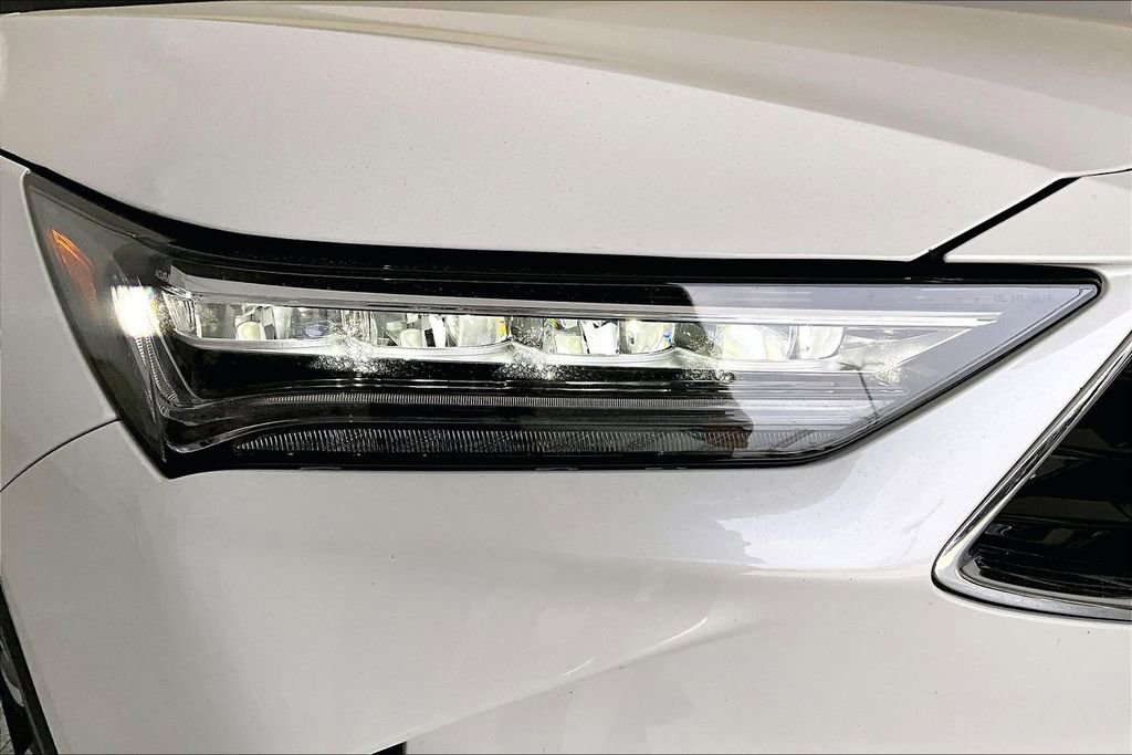 Certified 2026 Acura MDX w/ Technology Package image 36