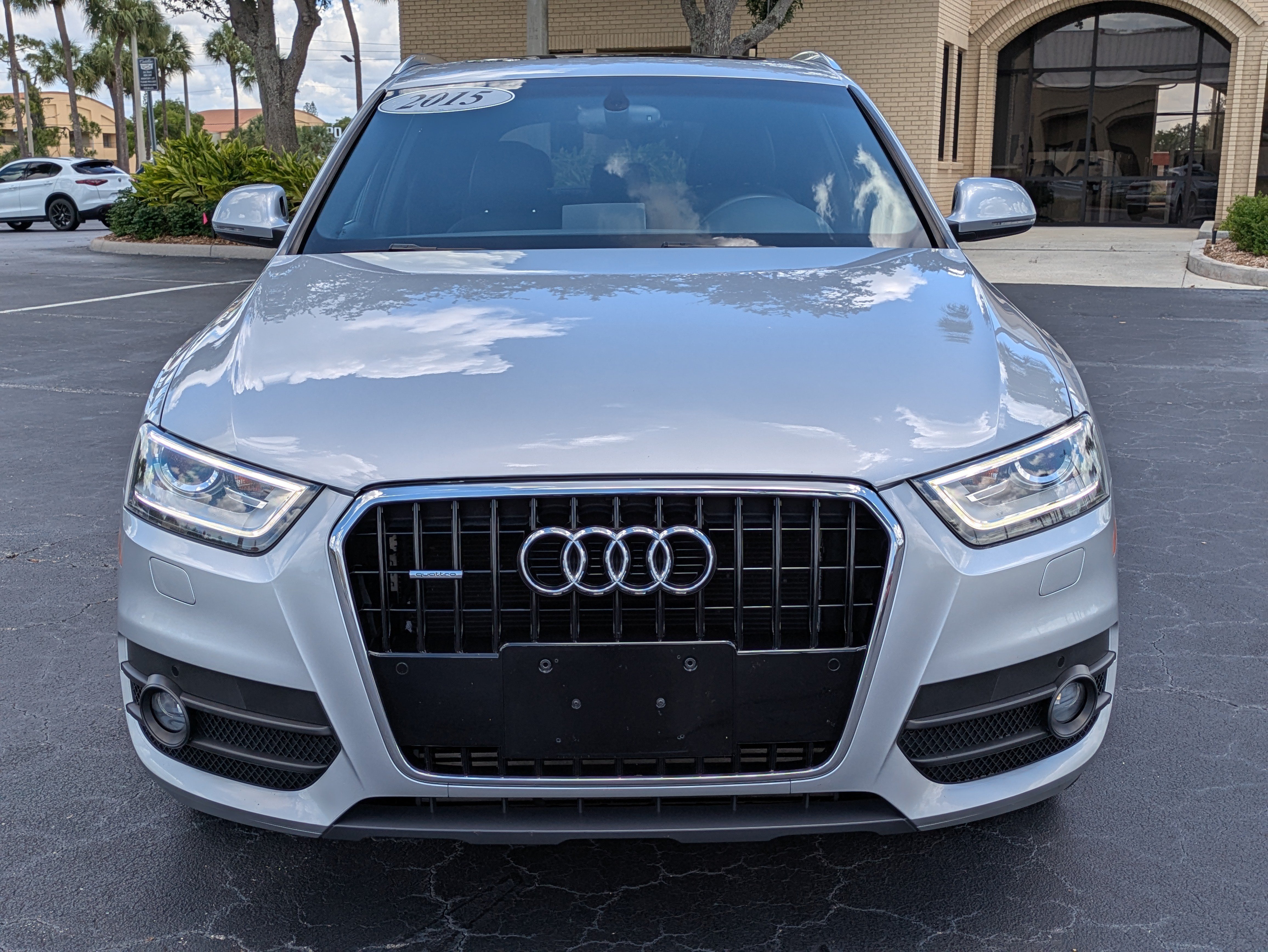 Used 2015 Audi Q3 2.0T Prestige w/ Prestige Package AWD/4WD image 8
