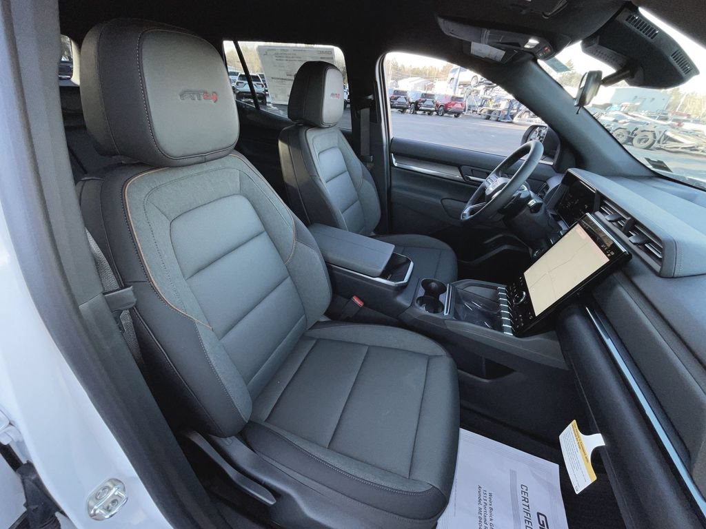 New 2026 GMC Terrain AT4 w/ LPO, Floor Liner Package AWD/4WD image 34
