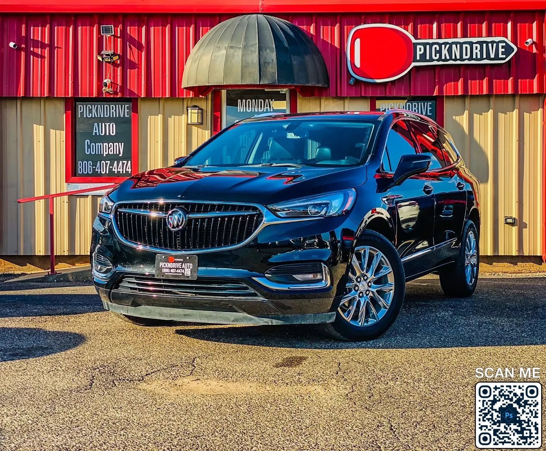Used 2021 Buick Enclave Essence w/ Sound and Sites Package FWD image 2