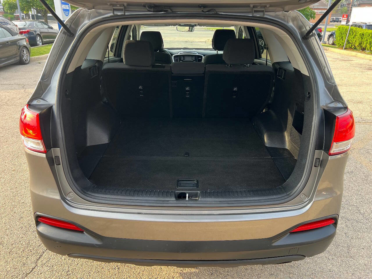 Used 2016 Kia Sorento AWD image 16