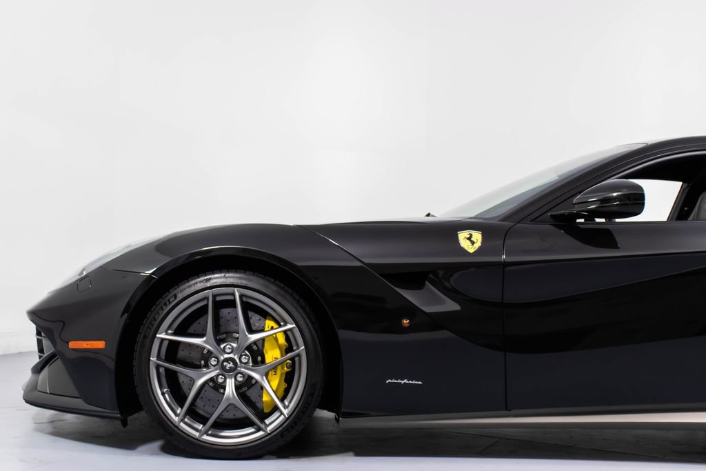 Used 2014 Ferrari F12 Berlinetta RWD image 27