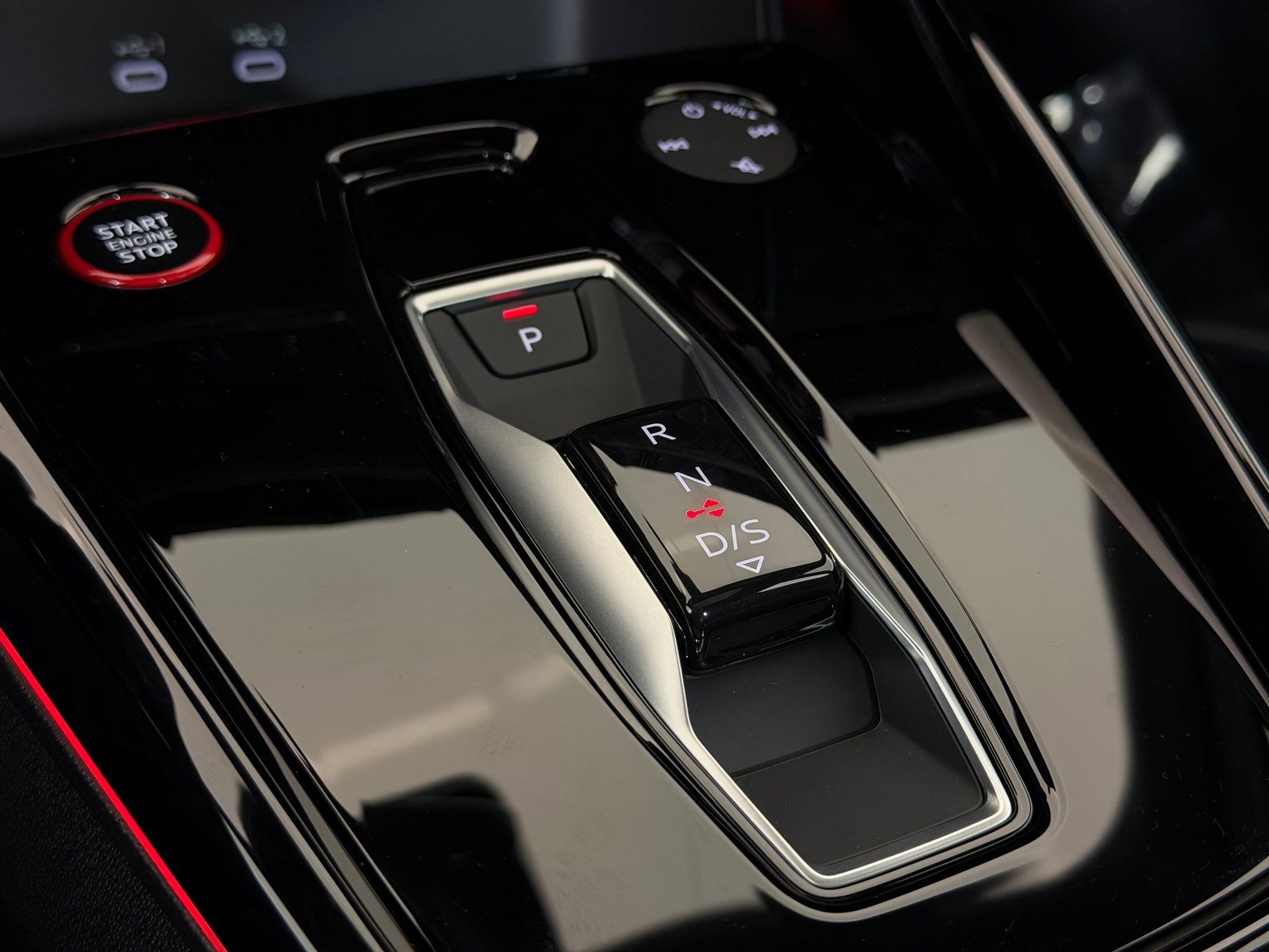 New 2026 Audi RS 3 quattro image 19