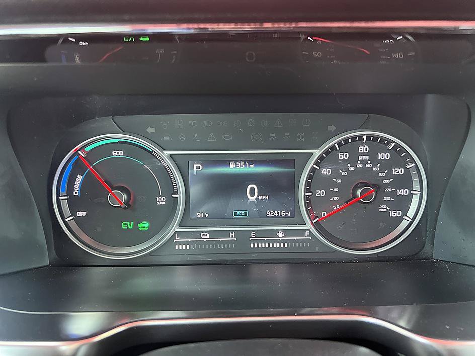 Used 2022 Kia Sorento EX w/ Panoramic Sunroof Package FWD image 24