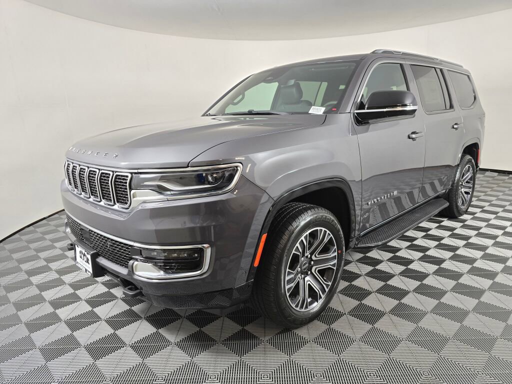 New 2025 Jeep Wagoneer 4WD w/ HD Trailer Tow Package image 8