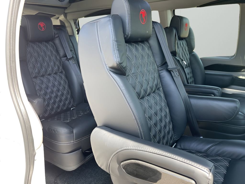 New 2025 GMC Savana 2500 Extended w/ Driver Convenience Package image 15
