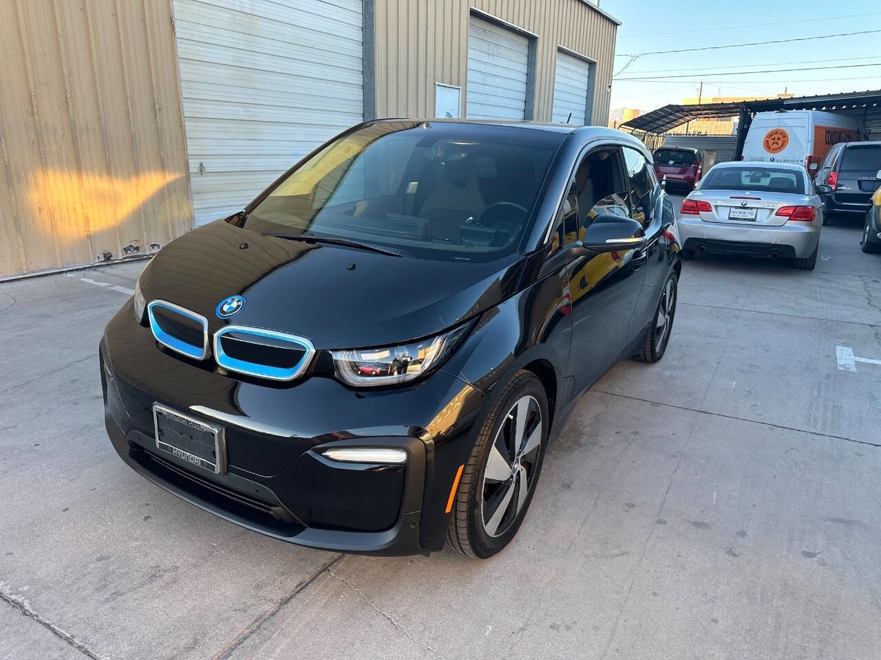 Used 2018 BMW i3 Base 4dr Hatchback RWD image 5