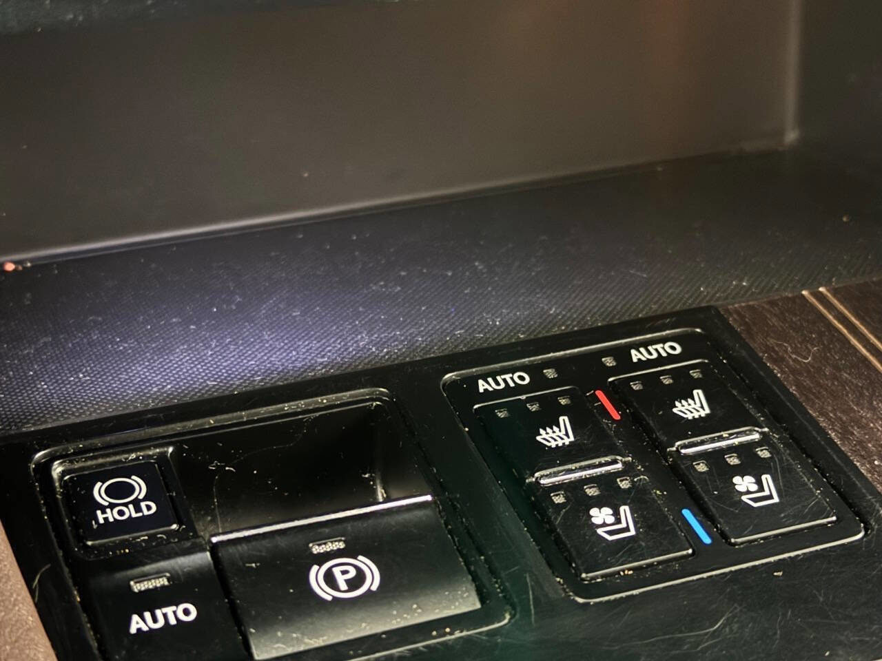 Used 2018 Lexus RX 450hL Luxury w/ Accessory Package image 41