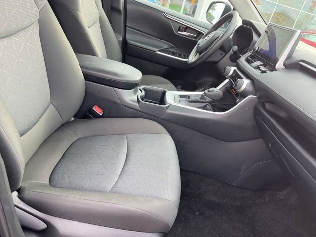 Certified 2025 Toyota RAV4 XLE image 21