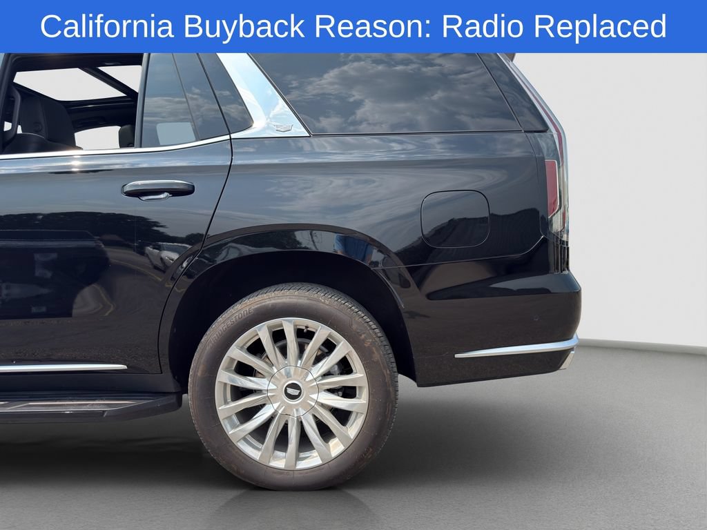 Used 2024 Cadillac Escalade Premium Luxury AWD/4WD image 22